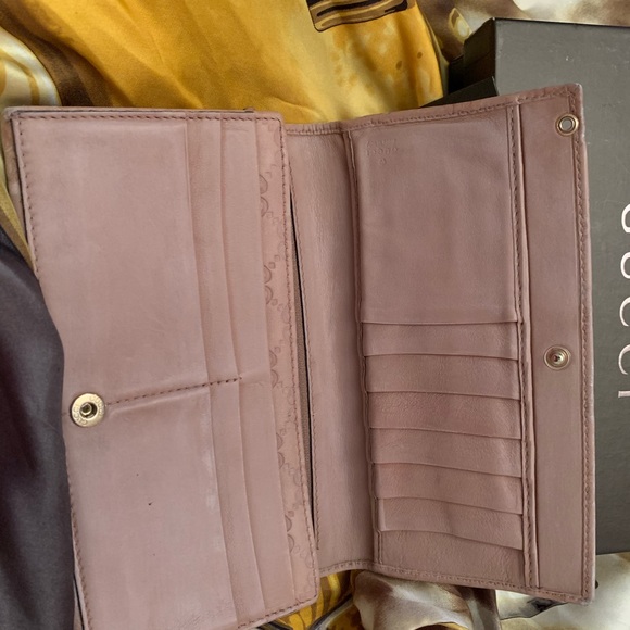 Authentic Gucci large wallet Wallets